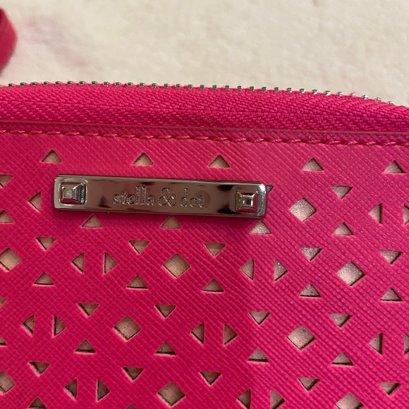 Stella & Dot Chelsea Wristlet Wallet - Picture 3 of 7